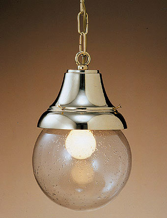 Lampadario in ottone con vetro a sfera