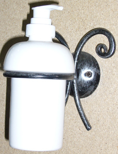 Dispenser in ferro battuto da bagno linea relax in ferro e ceramica