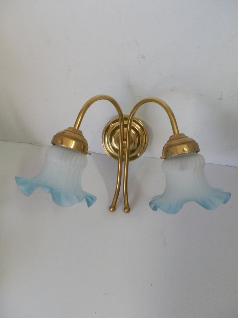 APPLIQUE LAMPADA GIGLIO FIORENTINO ottone e pergamena 2 luci led risparmi EUR 149,90 - FR