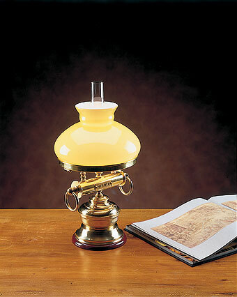 Lampada da tavolo in ottone lucido Porto Venere