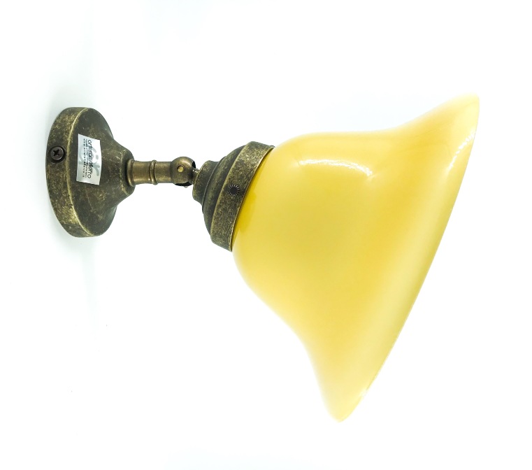 Applique a parete in ottone con vetro campana giallo ocra