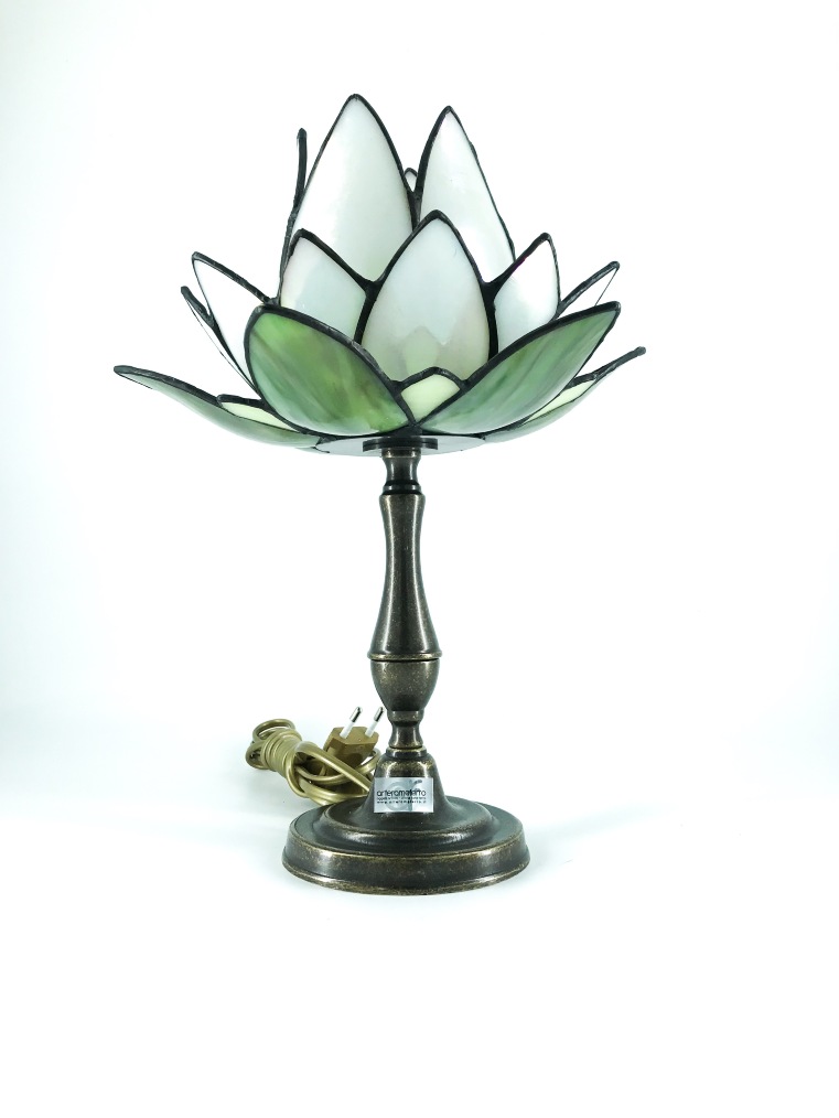 Lampada da tavolo in ottone con vetro a tulipano bianco TIFFANY
