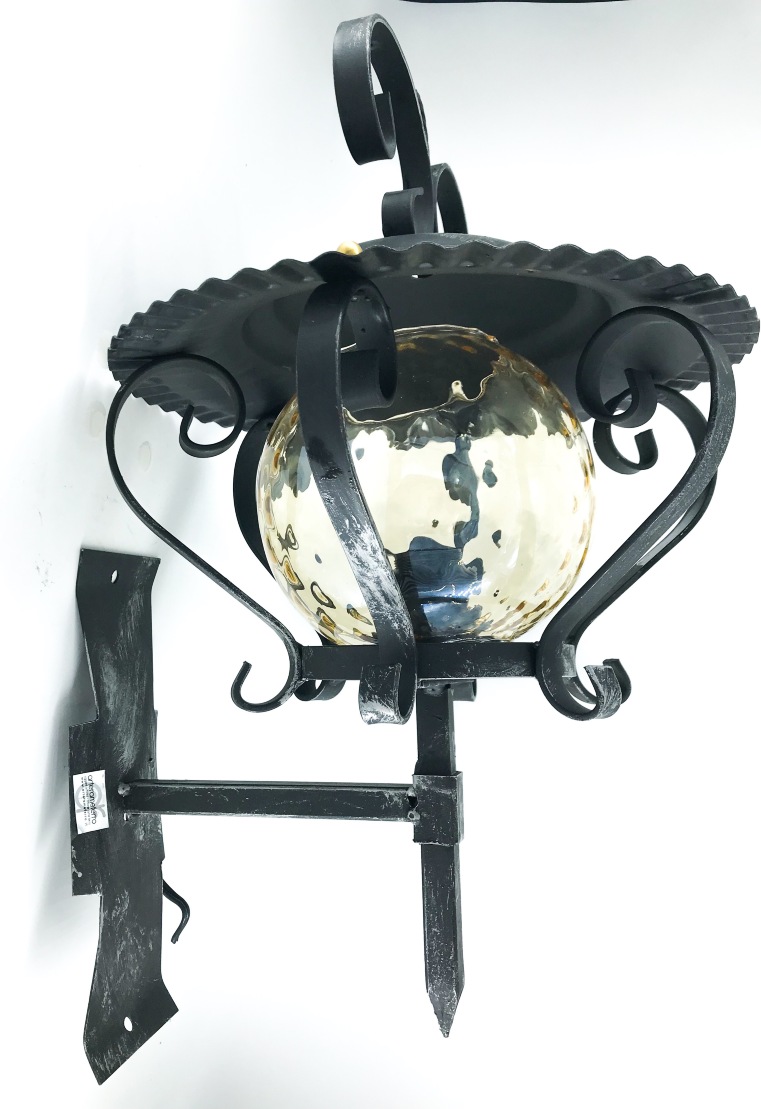 Lampione in ferro battuto rotondo con vetro e tettuccio