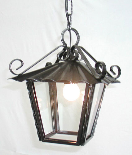 Lanterna in ferro classica con catena 25 cm x 25 cm
