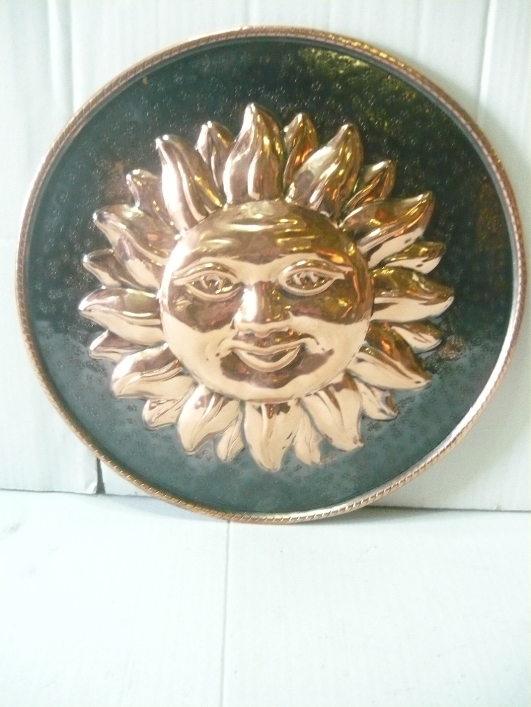 Piatto in rame raffigurante il sole 40 cm
