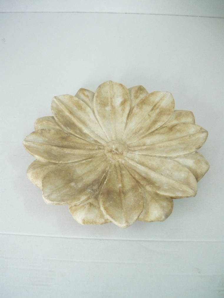 Fiori di loto in marmo 23 cm