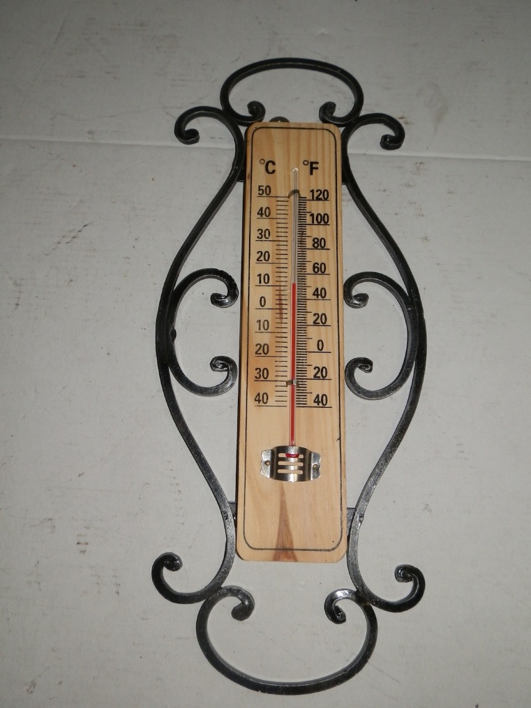 Termometro in legno con cornice in ferro