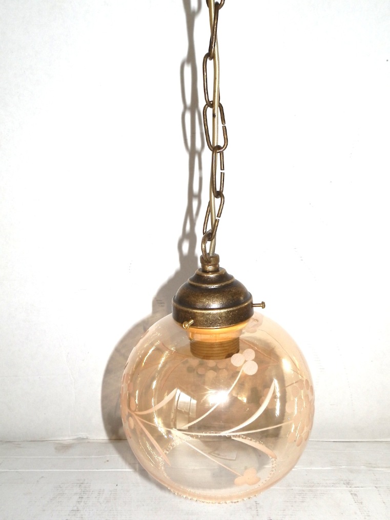 Lampadario a sospensione in ottone con vetro a boccia 15 cm