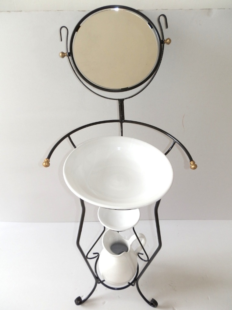 Set da toilette catino piattino ceramica in ferro con specchio