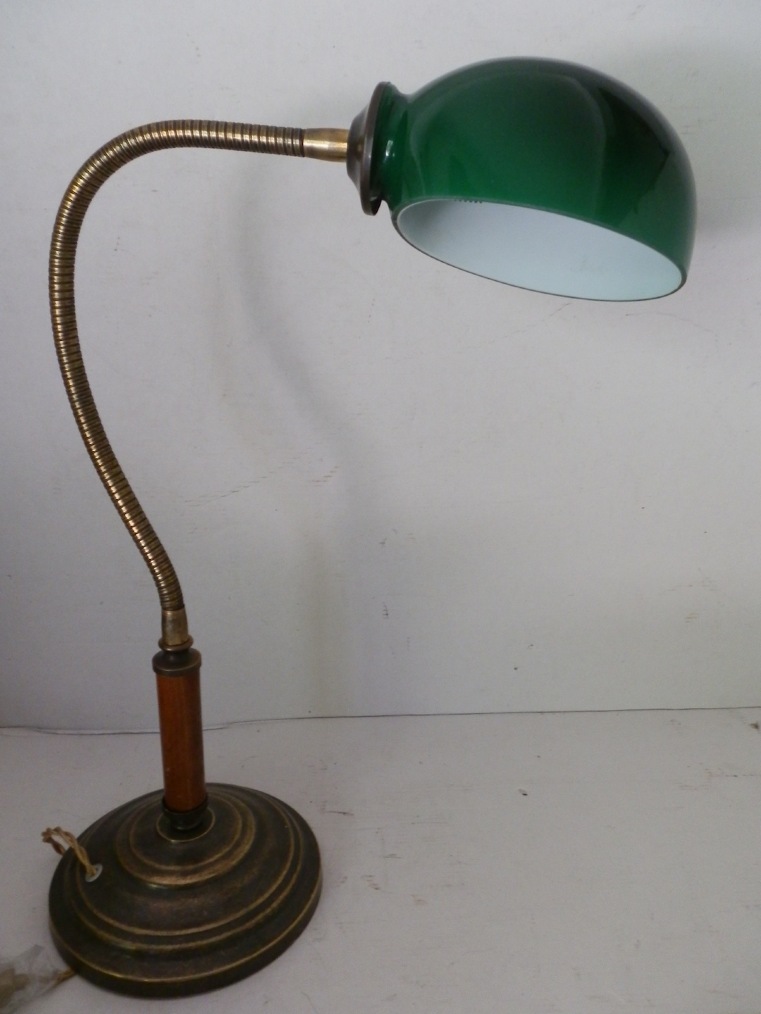 Lampada in stile inglese in ottone orientabile
