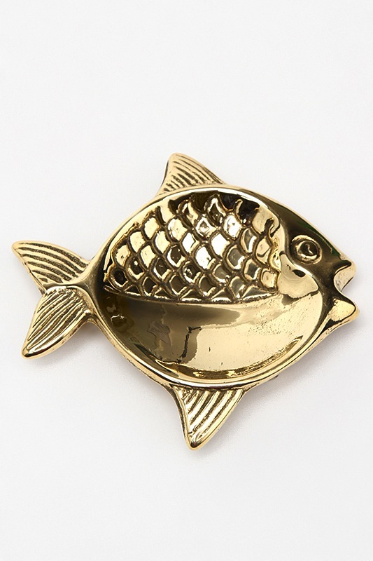 Posacenere in ottone lucido tascabile a forma di pesce